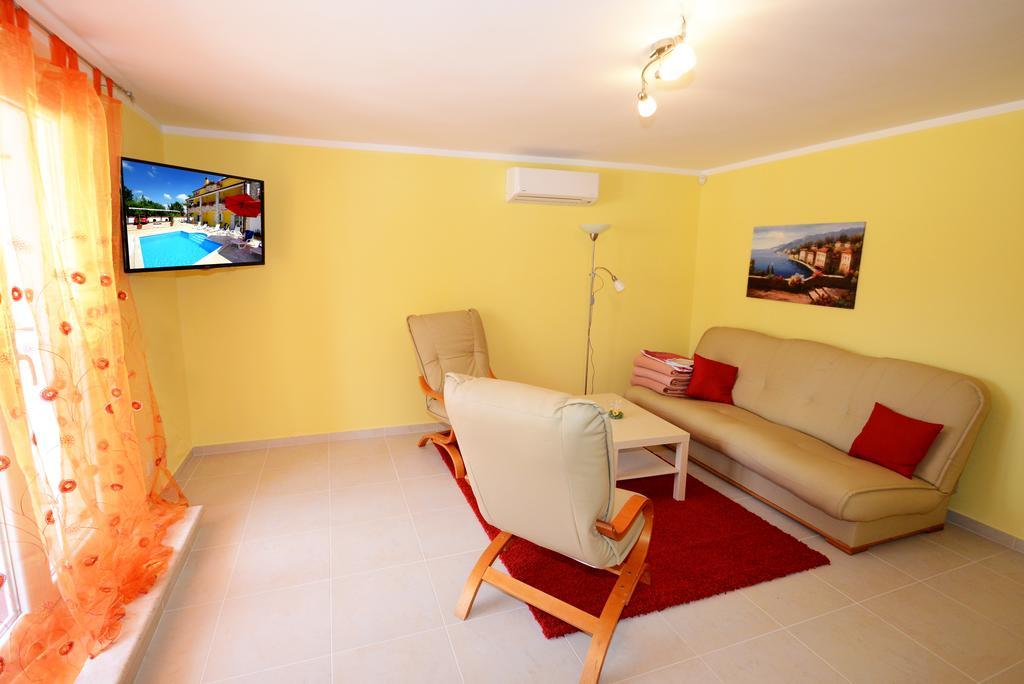 Apartments Villa Mimi Višnjan Cameră foto